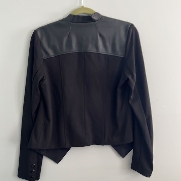 KUT from the Kloth black faux leather “biker” blazer with pockets! - Picture 6 of 6